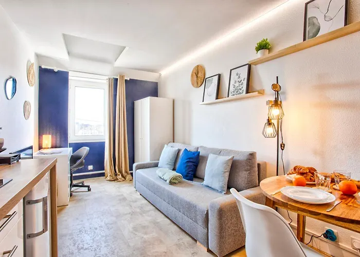 Le Tilleul - Centre - Parking Prive - Wifi アパート